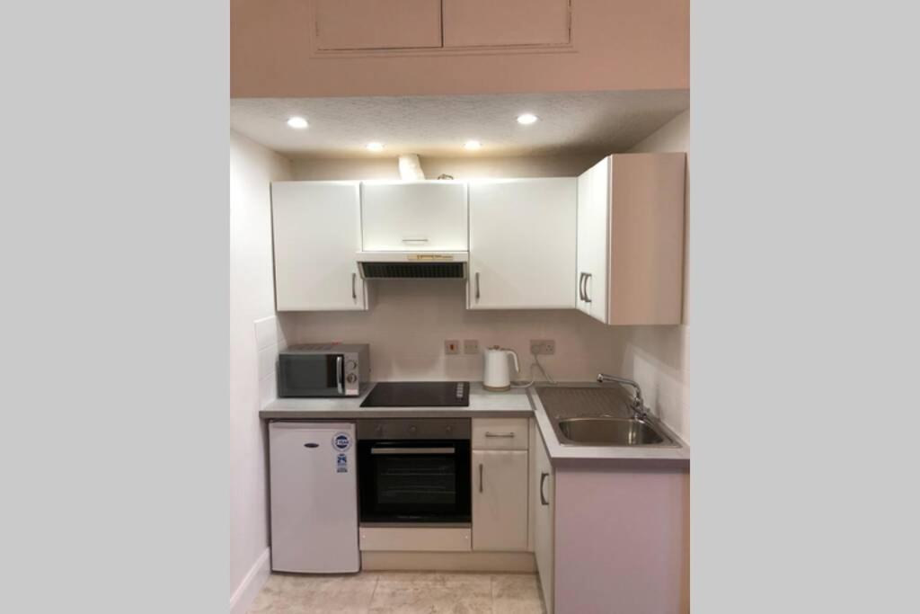 Glenfinnan - Two Bedroom Apartment Dunfermline Zewnętrze zdjęcie